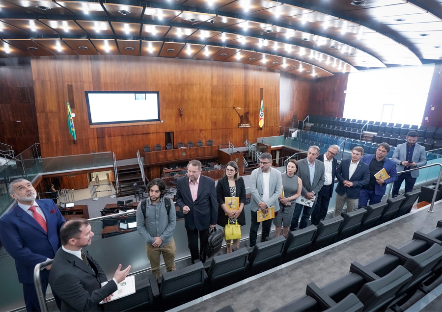 Zanchin apresenta