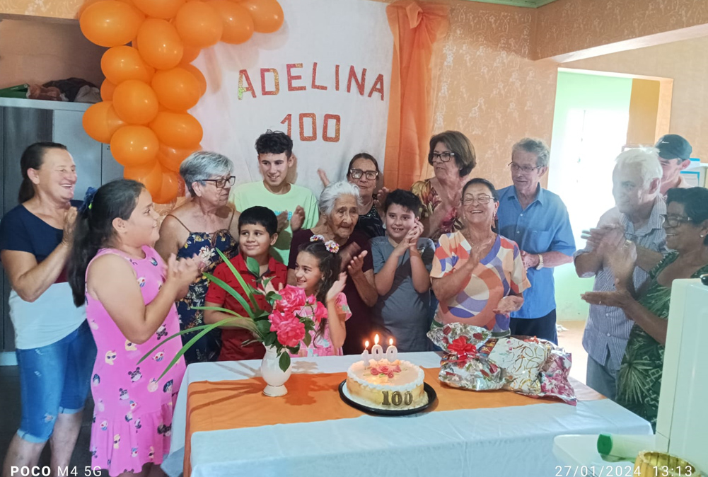 A centenária Adelina