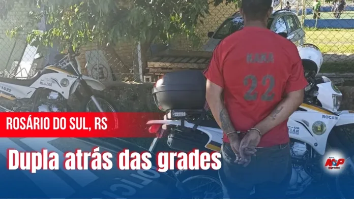 dupla-atras-das-grades
